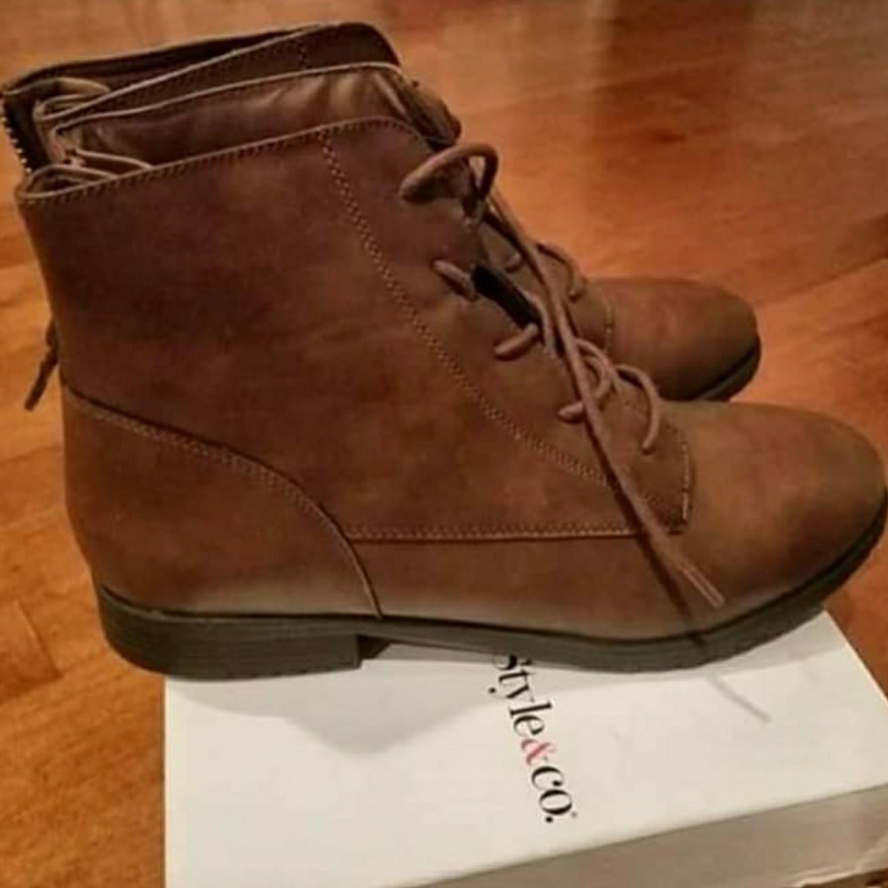 Womens Size 11 Vegan Leather Booties Cognac Color